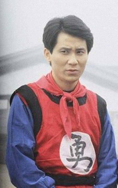 黄伟良